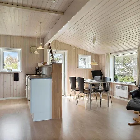 0056-romo-lakolk-50 Semesterbostad *